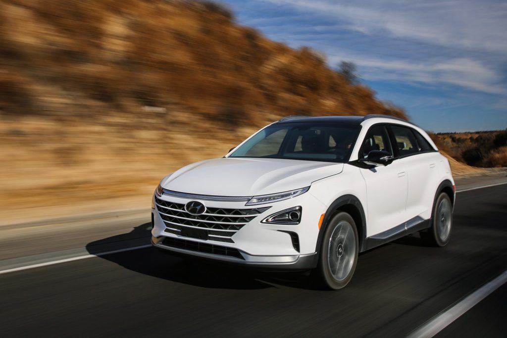 Hyundai Delivers First Nexo In Us Undercuts Toyota Mirai By