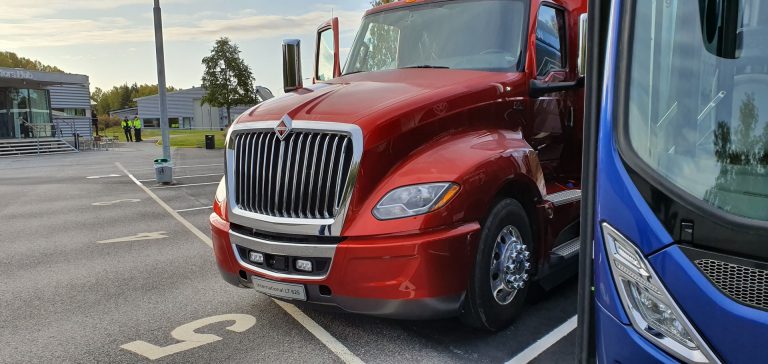 Vw Owned Navistar Starts Self Driving Trucking Tests In Texas Carscoops