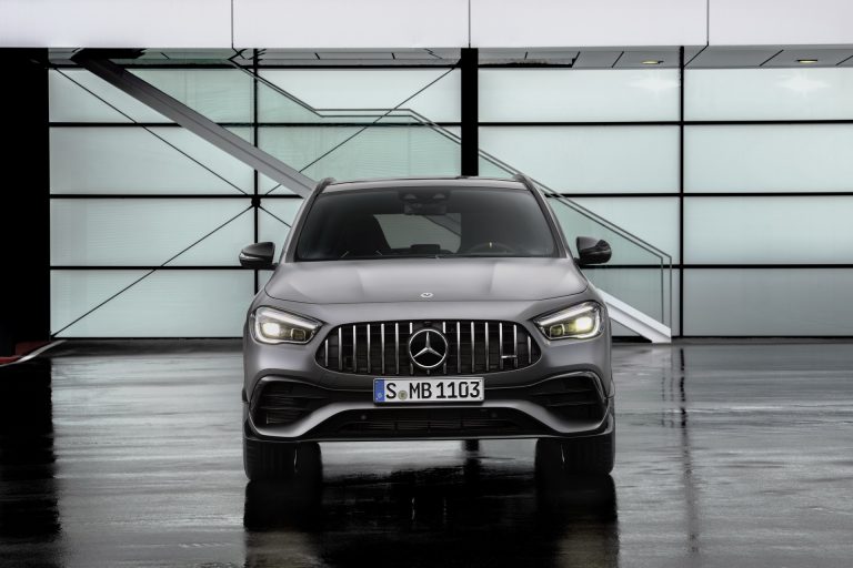 Mercedes Amg Gla Is A Hp Hot Hatch Pretending To Be An Suv