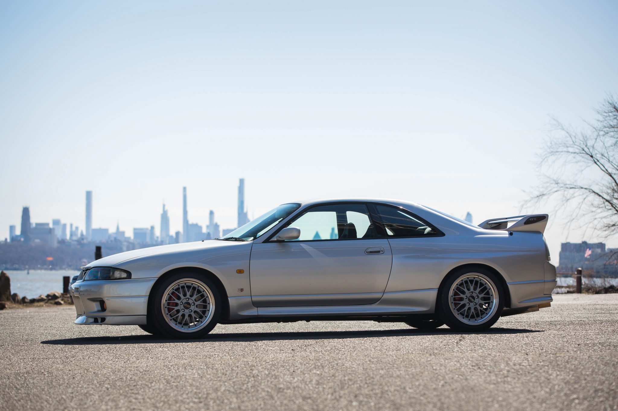 This 1995 Nissan Skyline R33 GT R V Spec Is A Rare JDM Classic Carscoops