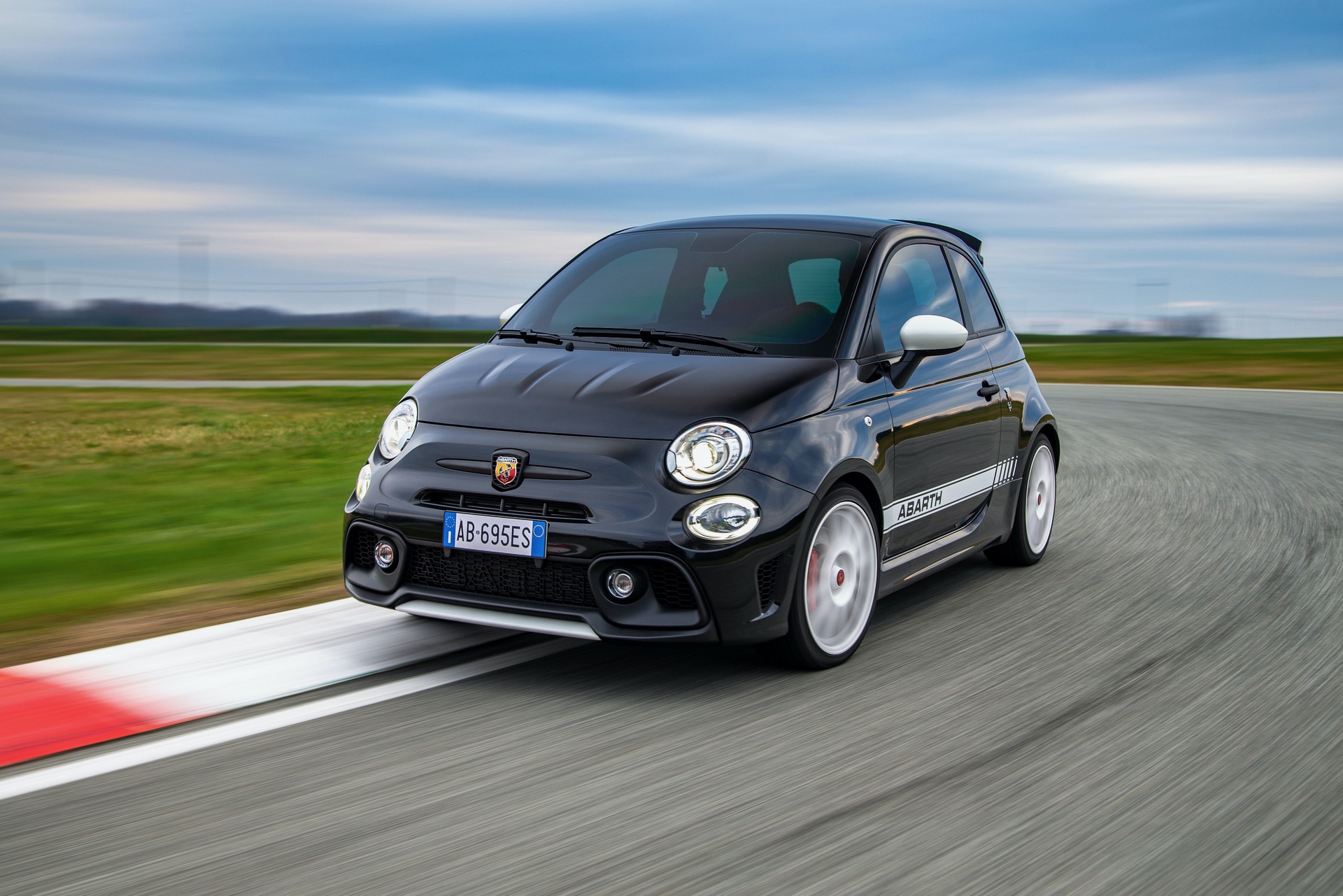 Abarth Esseesse Limited Edition Keeps The Dream Alive For Italian