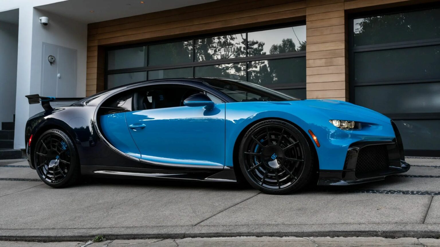 Someone Is Selling A Bugatti Chiron Pur Sport On Bring A Trailer