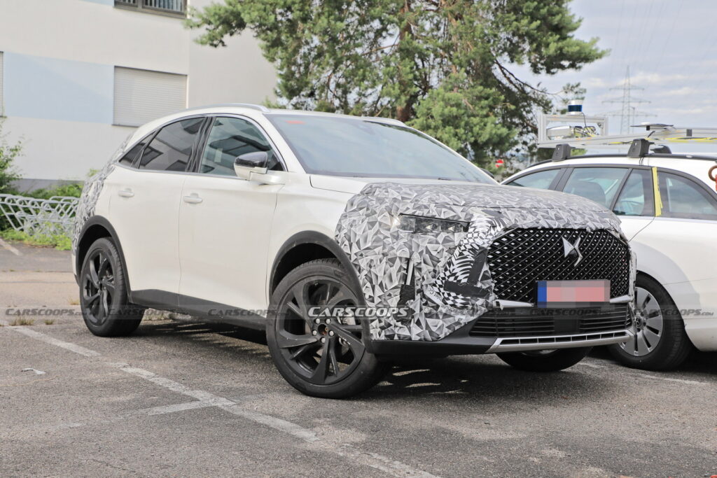 Ds Crossback Snapped One Final Time Before June Debut Carscoops