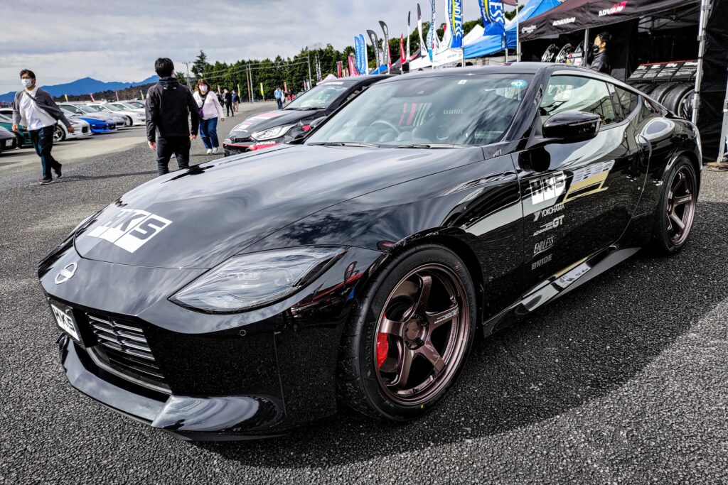 This Nissan Z From Hks Is Dripping With Sex Appeal Carscoops