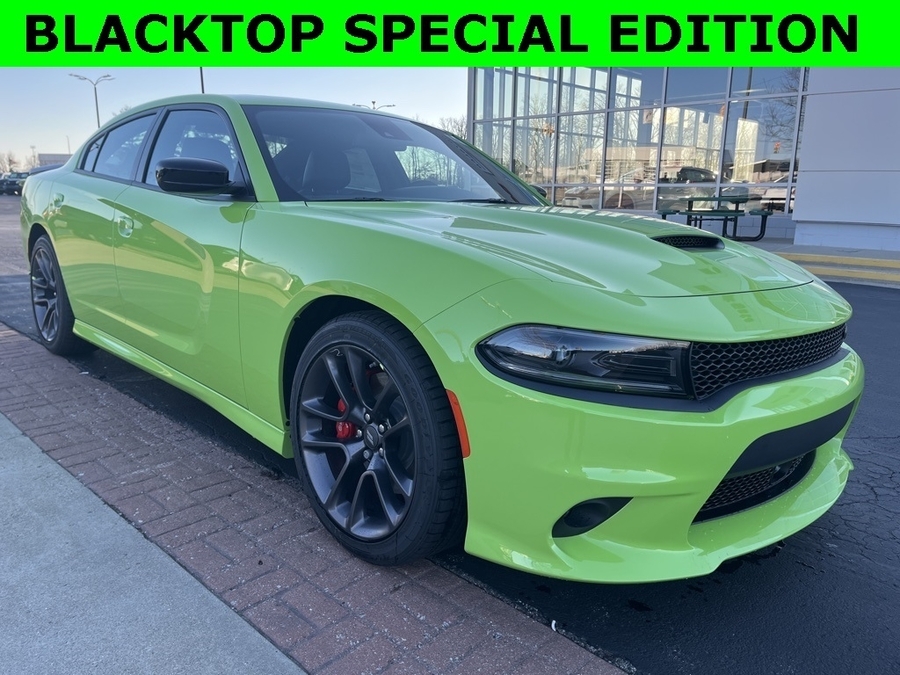 Dodge Charger Blacktop Edition Comes Loaded With Features Carscoops