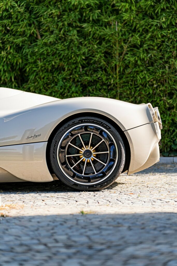 Pirelli P Zero Trofeo Rs Premieres On New Pagani Utopia At Goodwood