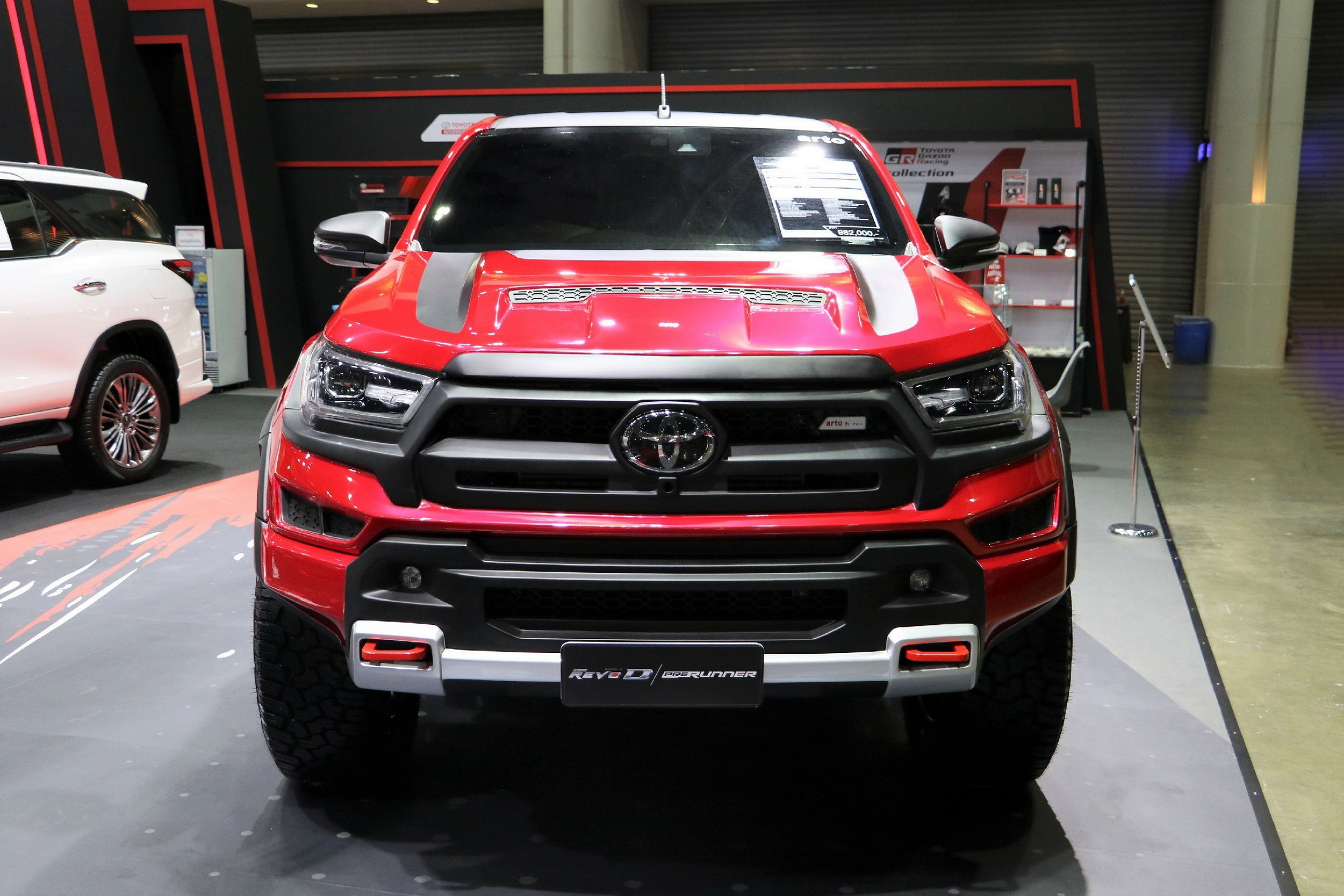 Toyota Went Wild With Modified Hilux Pickups In Bangkok Carscoops