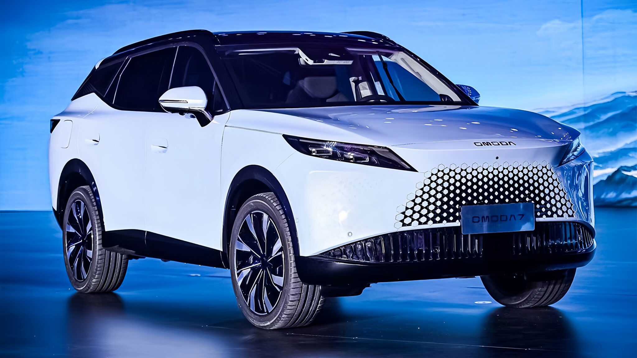 Omoda Is Cherys Latest Plug In Hybrid Crossover With A Mile