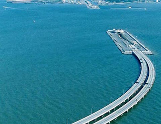  Beware of Floods: World’s longest floating bridge