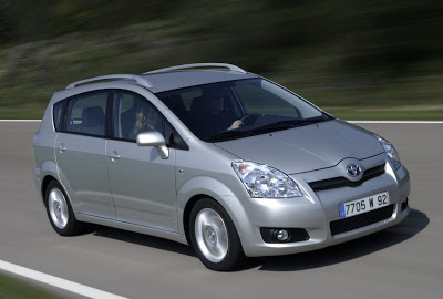 2008 Toyota Verso Fresh face & 2.2Diesel | Carscoops