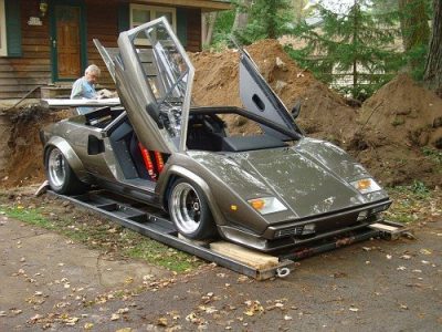 Man Hand-Builds Lamborghini Countach In His Own Basement! | Carscoops