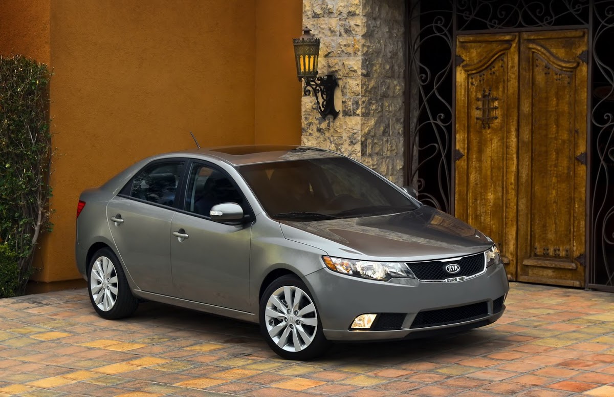 U.S. Spec 2010 Kia Forte Sedan Introduced In Chicago: 37 High-Res ...