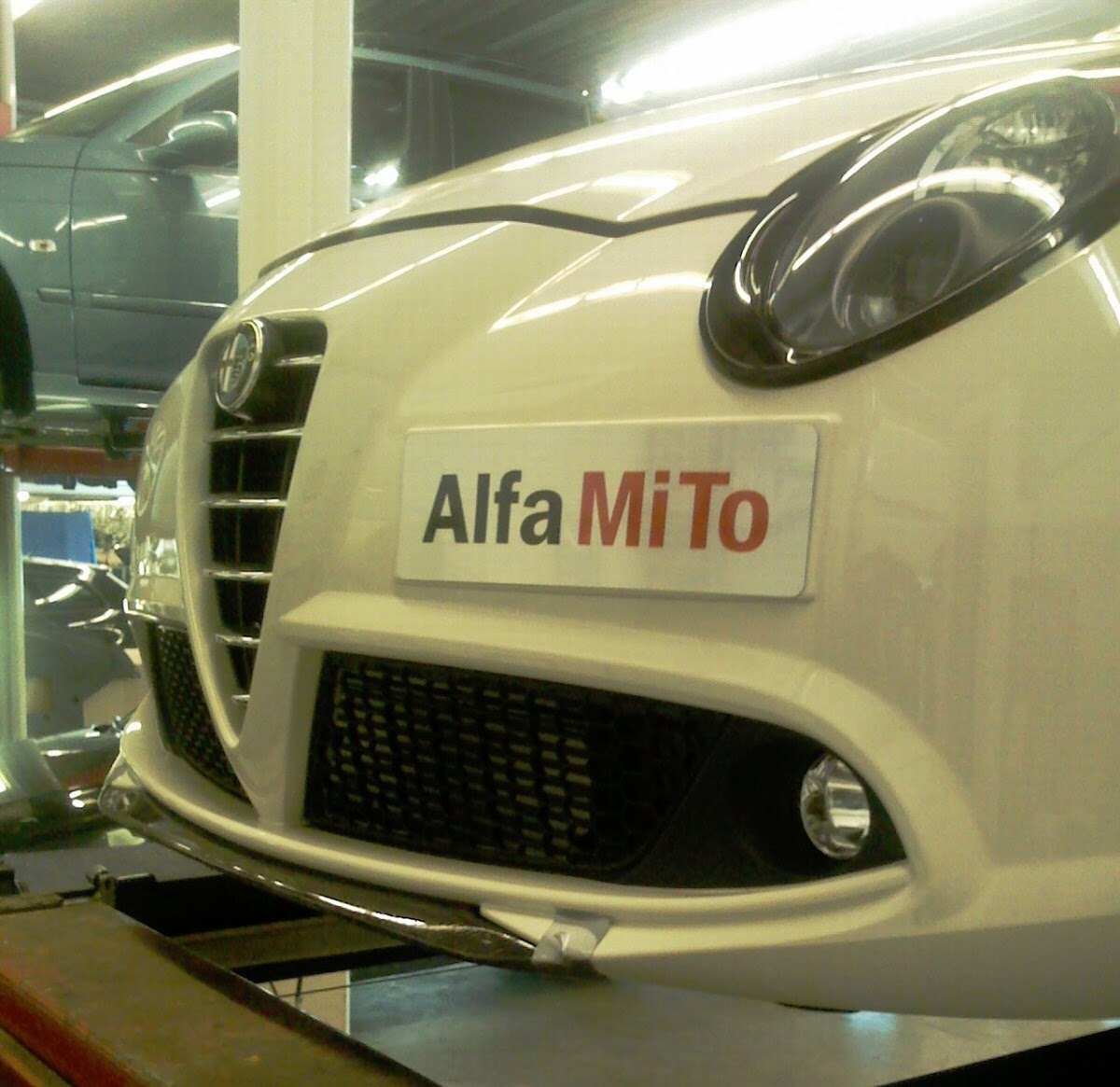 Alfa Romeo MiTo Veloce: 'Light' GTA with 180HP to be Unveiled at AutoRAI