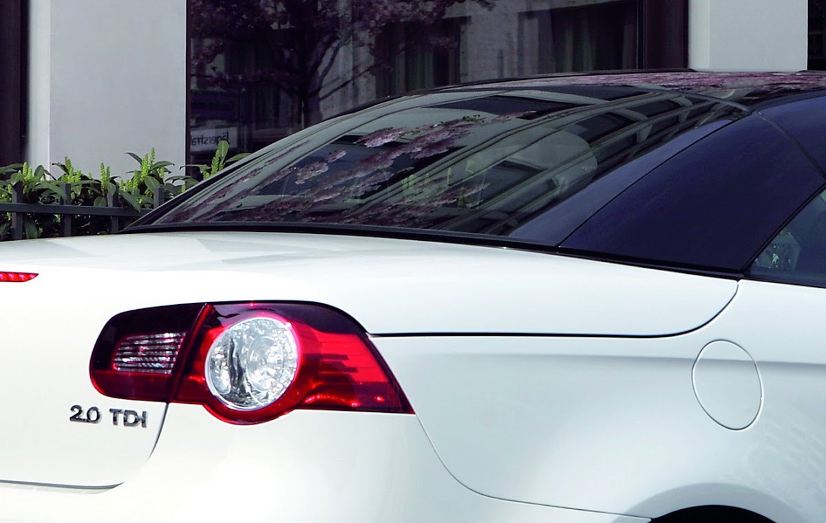 VW Eos White Night: New Special Edition Model with Contrasting Black ...