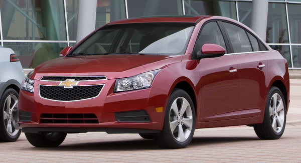 U.S.-Spec Chevrolet Cruze to Debut at LA Auto Show | Carscoops