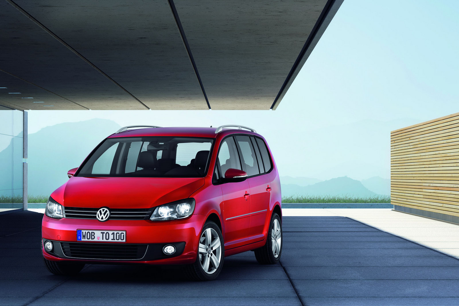 2011 Volkswagen Touran 7-Seater MPV Receives Second Mid-Life Facelift ...