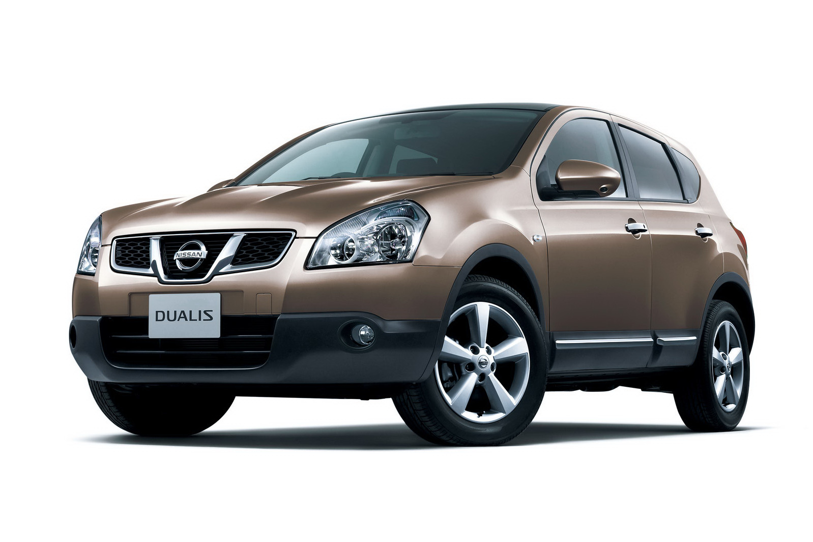 Nissan dualis отличие от nissan qashqai