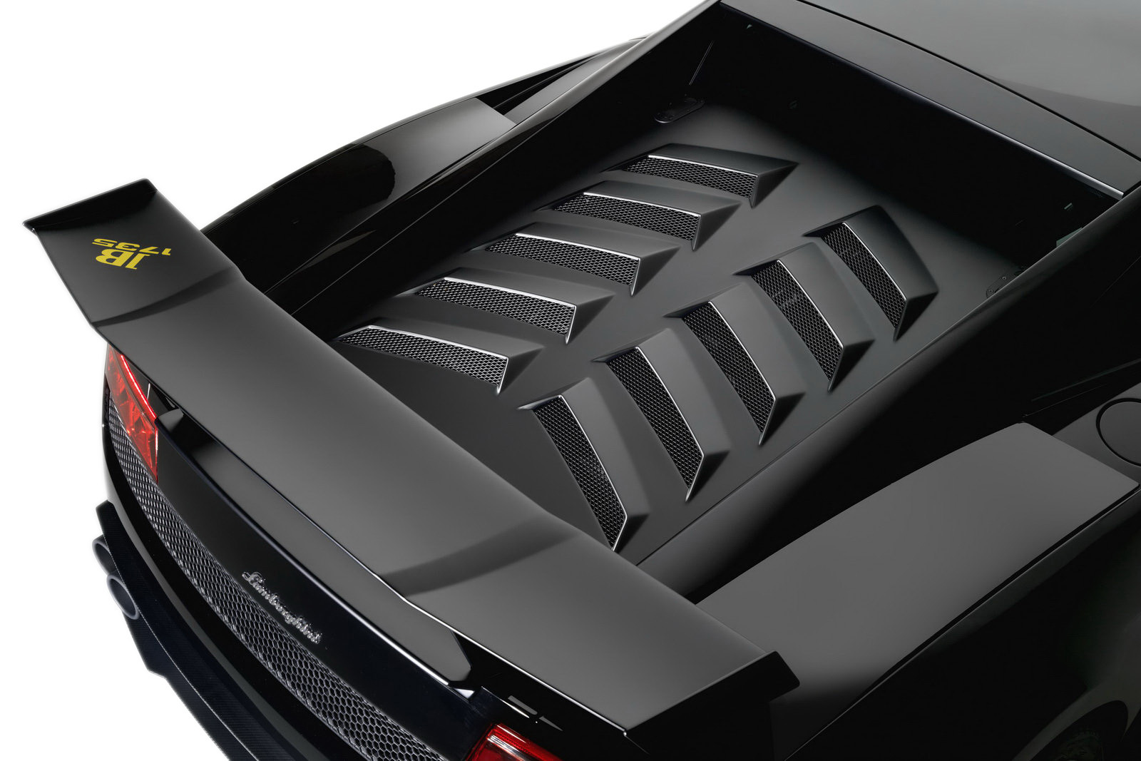 Lamborghini Launches Gallardo LP570 4 Blancpain Limited Edition