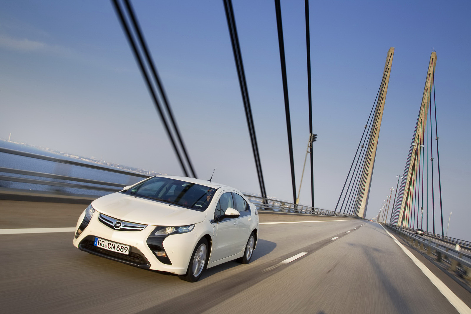 Opel Ampera С„РѕС‚Рѕ