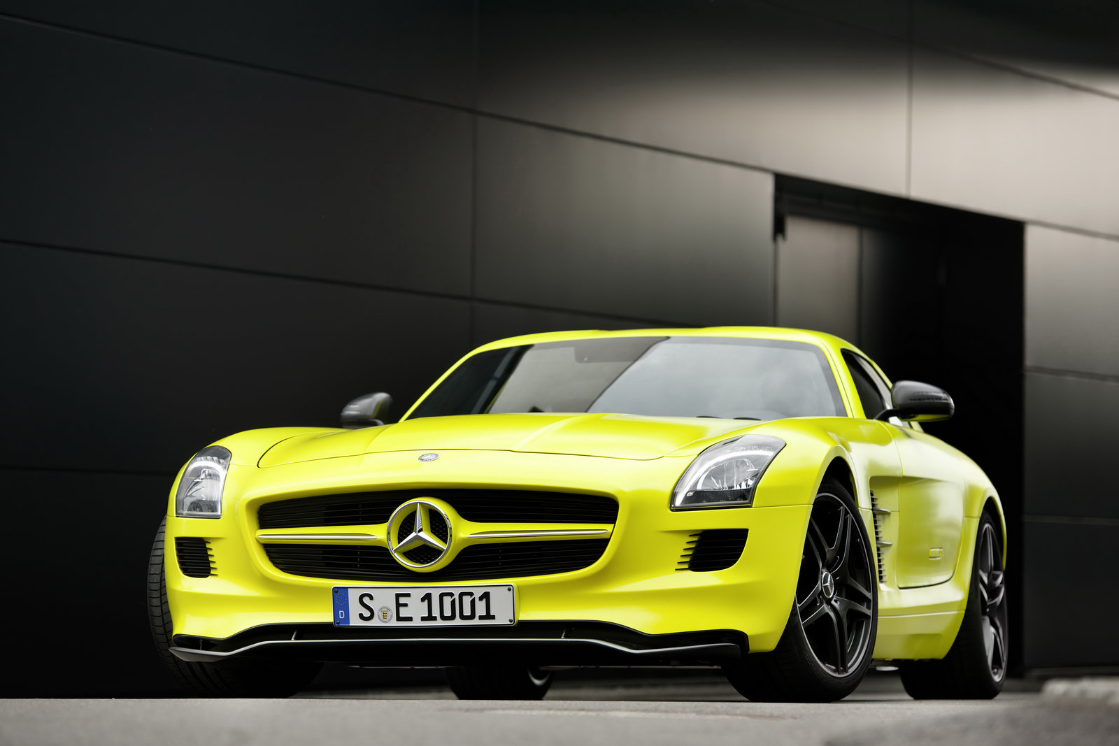 Super Green: The New Wave Of Environmentally Conscious Exotic Supercars ...