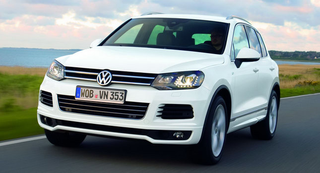  Volkswagen Intros New R-Line Sport Package for Touareg SUV