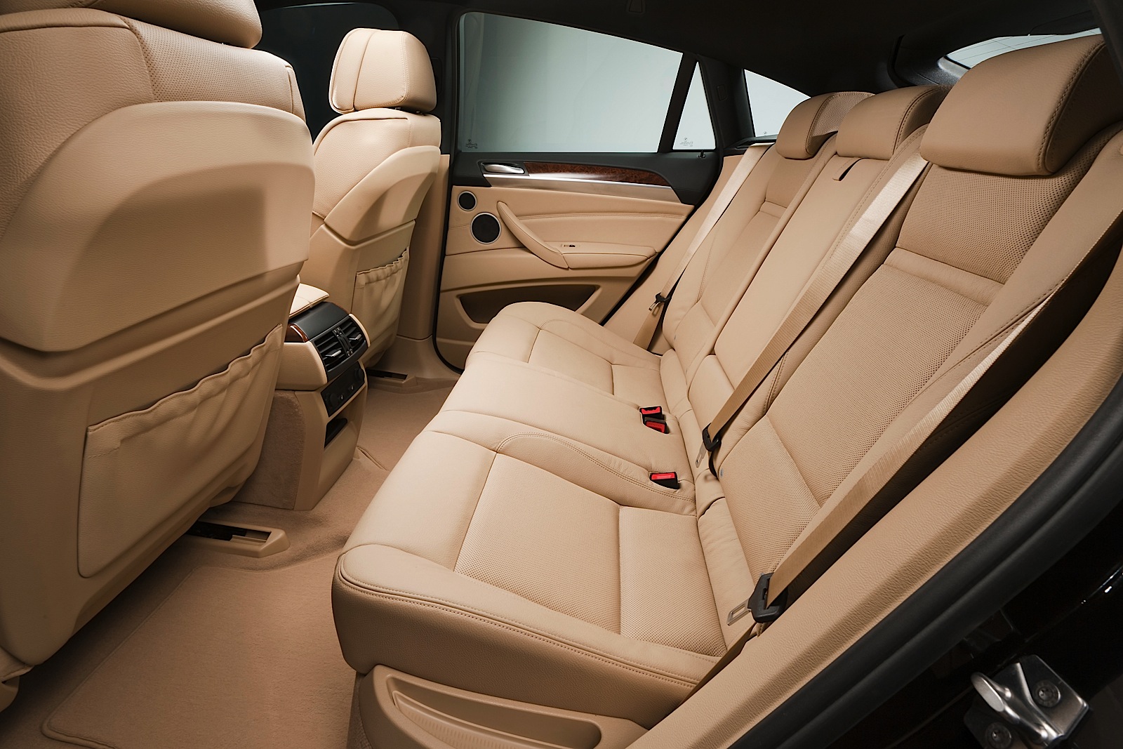 BMW 6 Interior Rear Seat