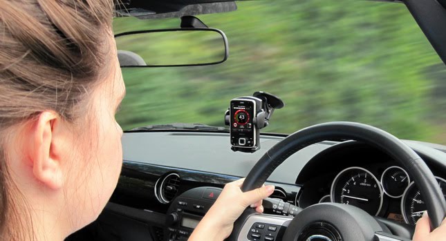  8 Out of 10 British Drivers use their Mobile Phones on the Road, Despite the Fact it’s Illegal