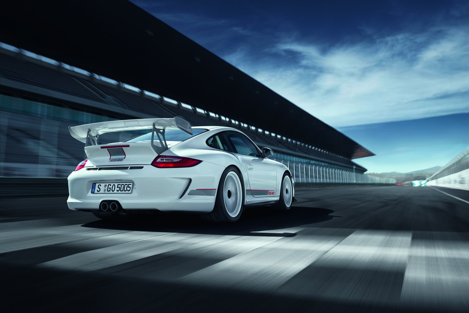 Porsche Says Goodbye to the 997 Series with 500HP 911 GT3 RS 4.0 [with