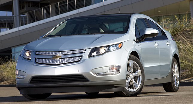  Chevrolet Begins Taking Orders for Volt in Canada