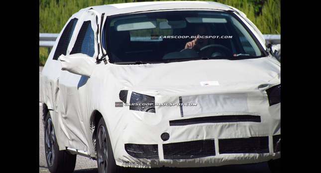  Journalist Spies Next Renault Twingo RS at French Firm’s Test Center