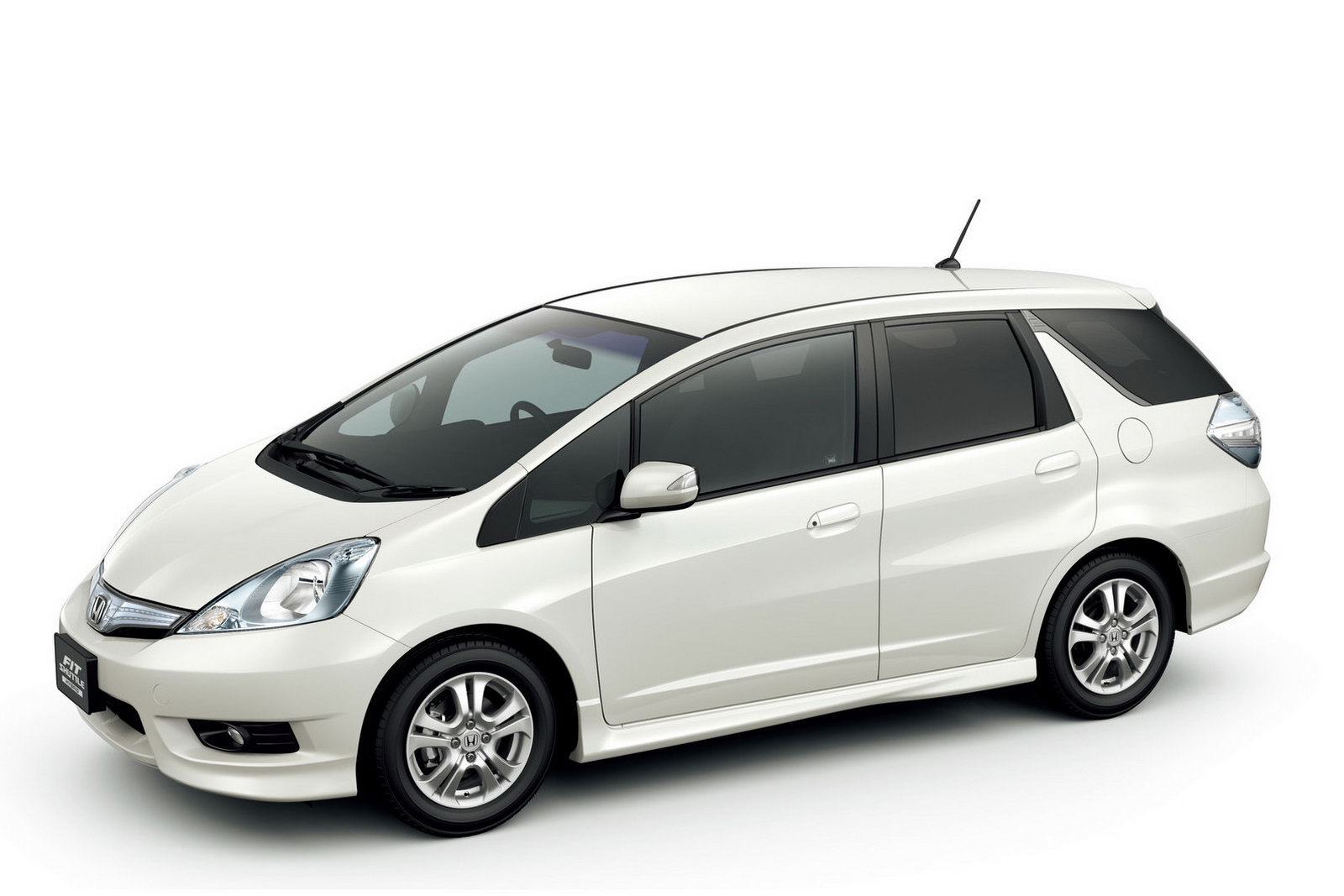 Спойлер honda fit shuttle