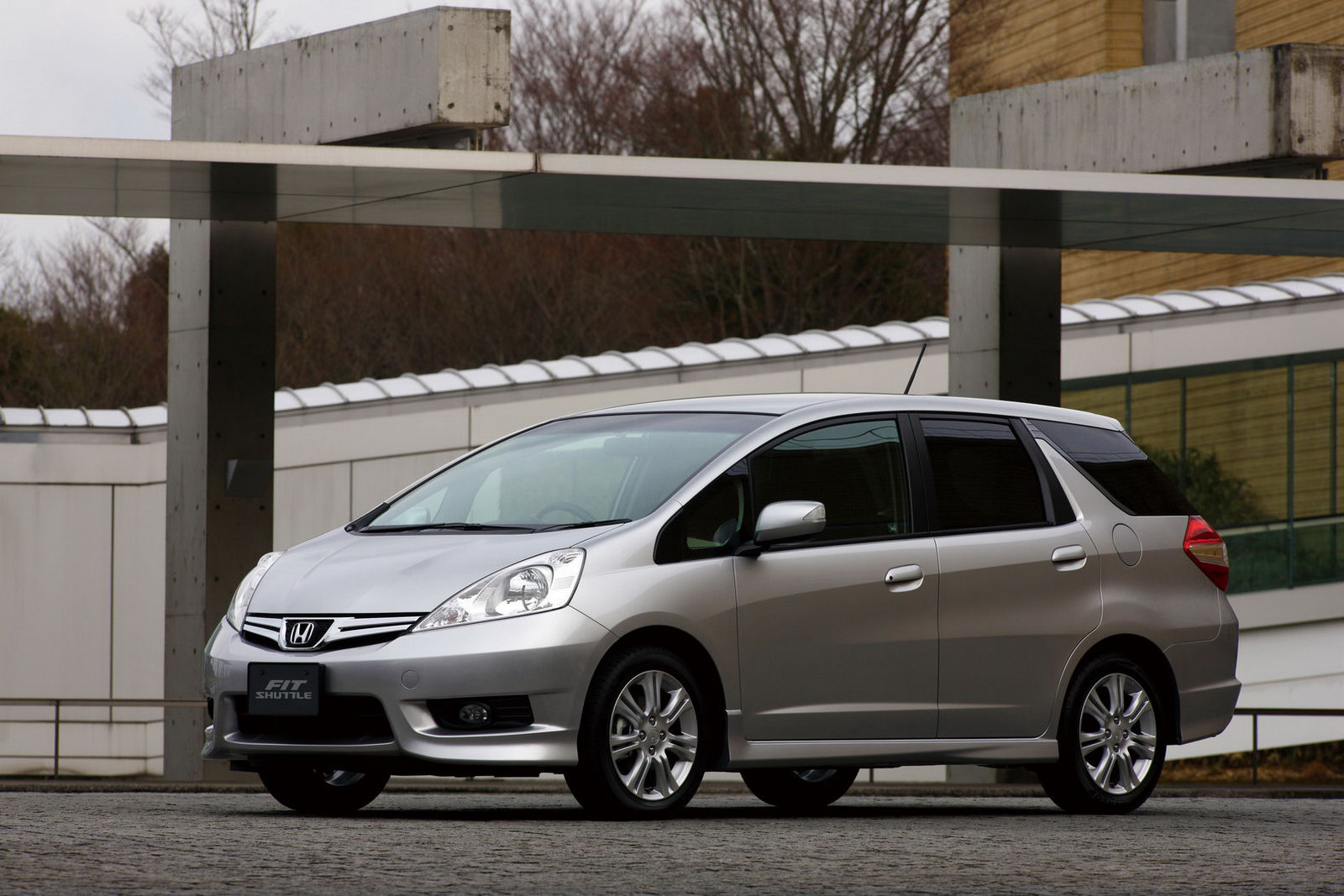 Honda Fit Shuttle 2011