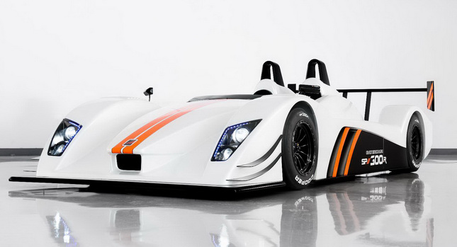  Want to Try out the New Caterham-Lola SP/300 R? Here’s How