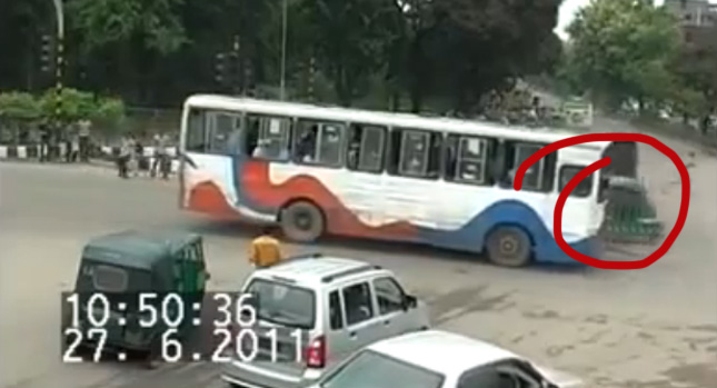  Meet the Most Happy-go-Lucky Driver in the World [Video]