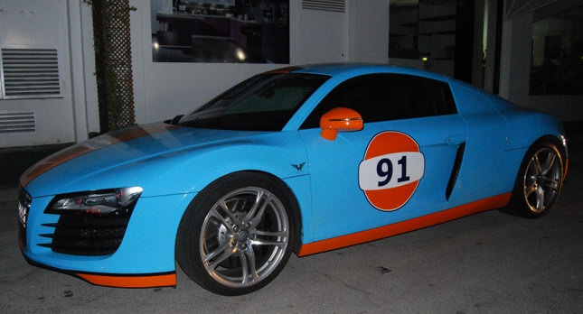  Audi R8 Tries Out Gulf Oil Livery