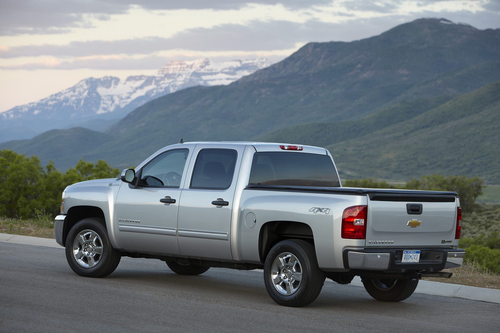 Subtle Revisions for 2012MY Chevrolet Silverado | Carscoops