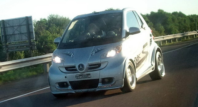  Car Spotting: Mini-Brabus Smart with SLR-Like Nose