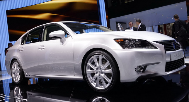  IAA 2011: New Lexus GS450h Full Hybrid Sedan