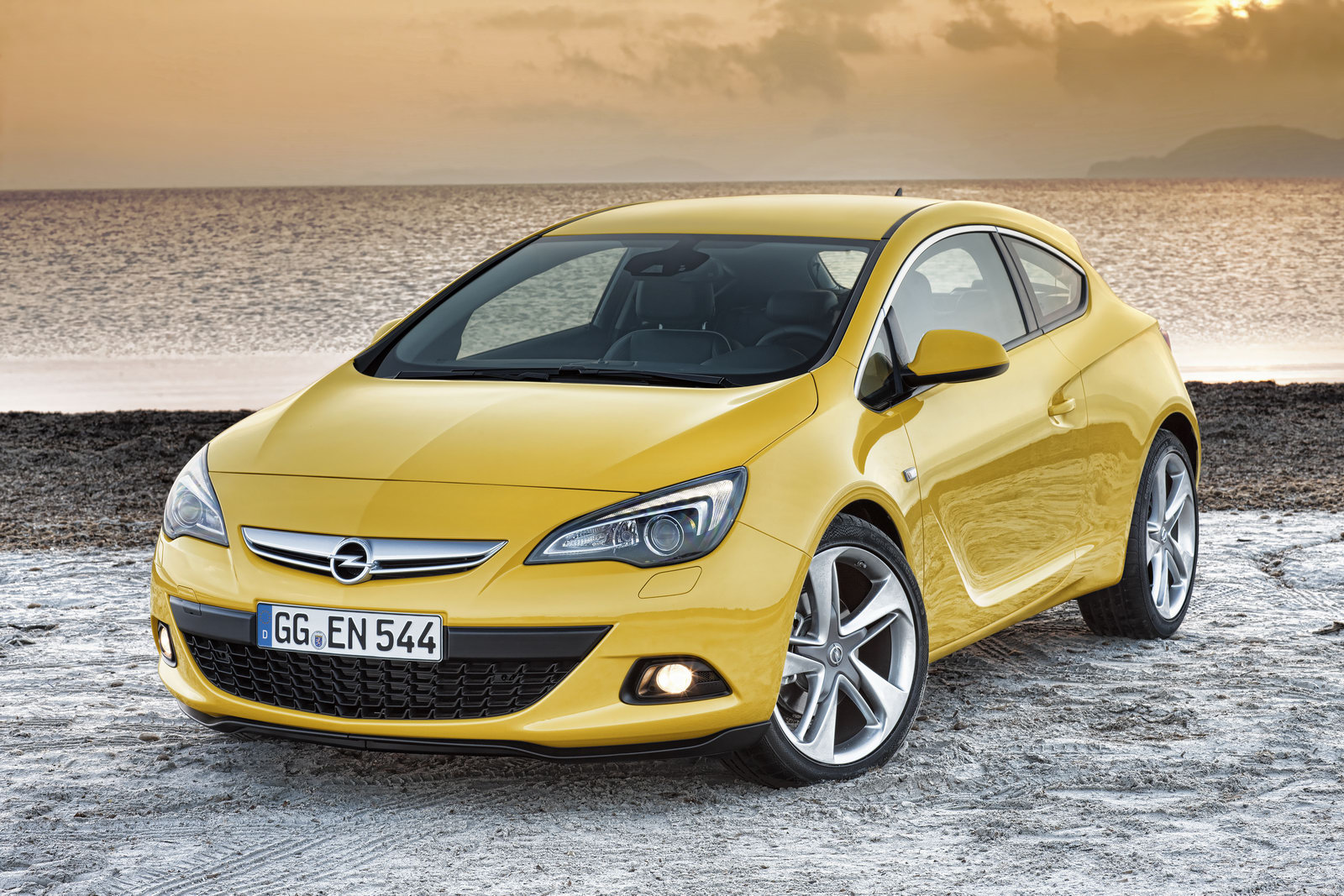 Buick Getting Opel Astra GTC, May Get Astra Convertible – News  – Car and Driver