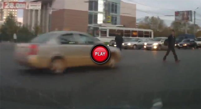  Watch a Reckless but Extremely Lucky Driver Pass through Pedestrians