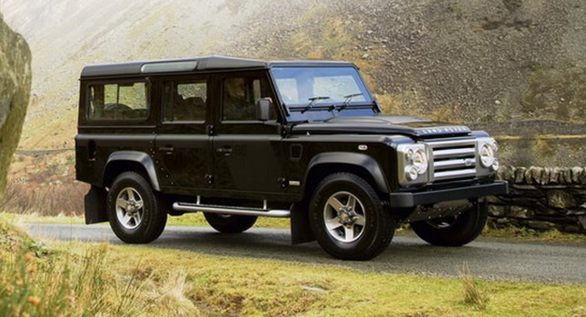 Twisted schilder snelweg Current Land Rover Defender to Soldier On Beyond 2017 in LWB Form |  Carscoops