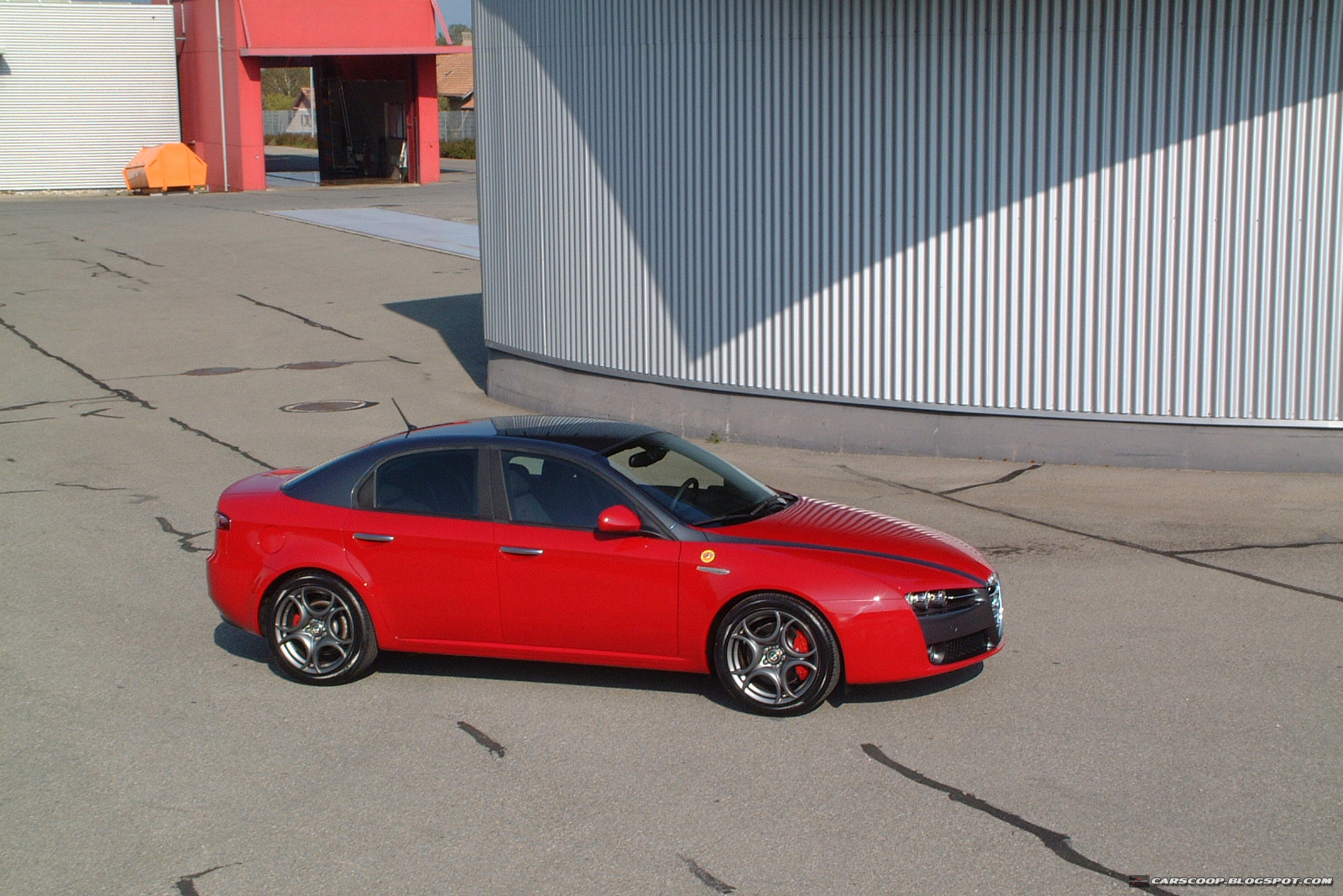 Aurizn - The Alfa Romeo 159 makes getting somewhere an event