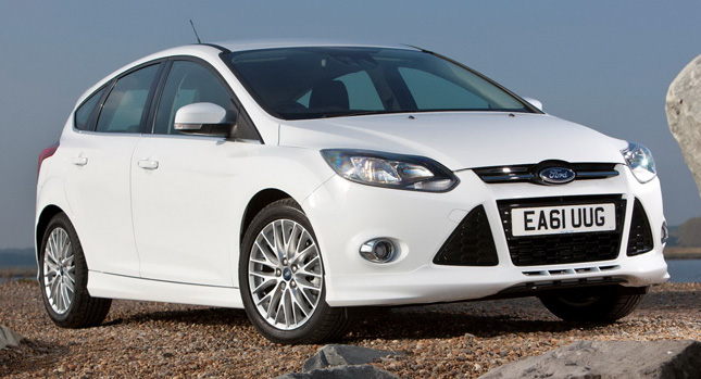  New Sporty-Flavored Ford Focus Zetec S Introduced in Britain