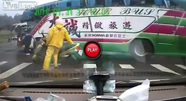  Oops…Tour Bus Driver Ready for a Fight Forgets to Pull Handbrake