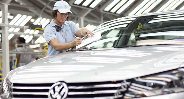  VW to Hire 800 New Workers at its Chattanooga Plant to Meet Growing Demand for Passat