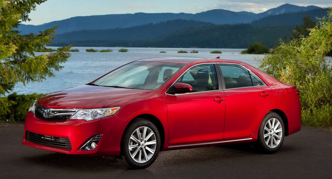  Toyota Camry Sells More Than 100,000 Cars in First Quarter, Could Surpass 400,000 Mark this Year