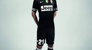 Stellantis Media - The Jeep Brand Débuts on the New Juventus Football Club  Jersey