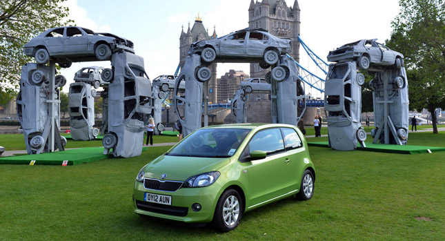  Artist Builds Stonehenge Replica with Recycled Cars in London to Promote Skoda Citigo