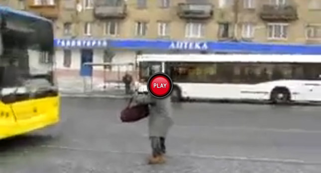  How to Make Sure a Bus Will Stop to Pick You Up in Russia