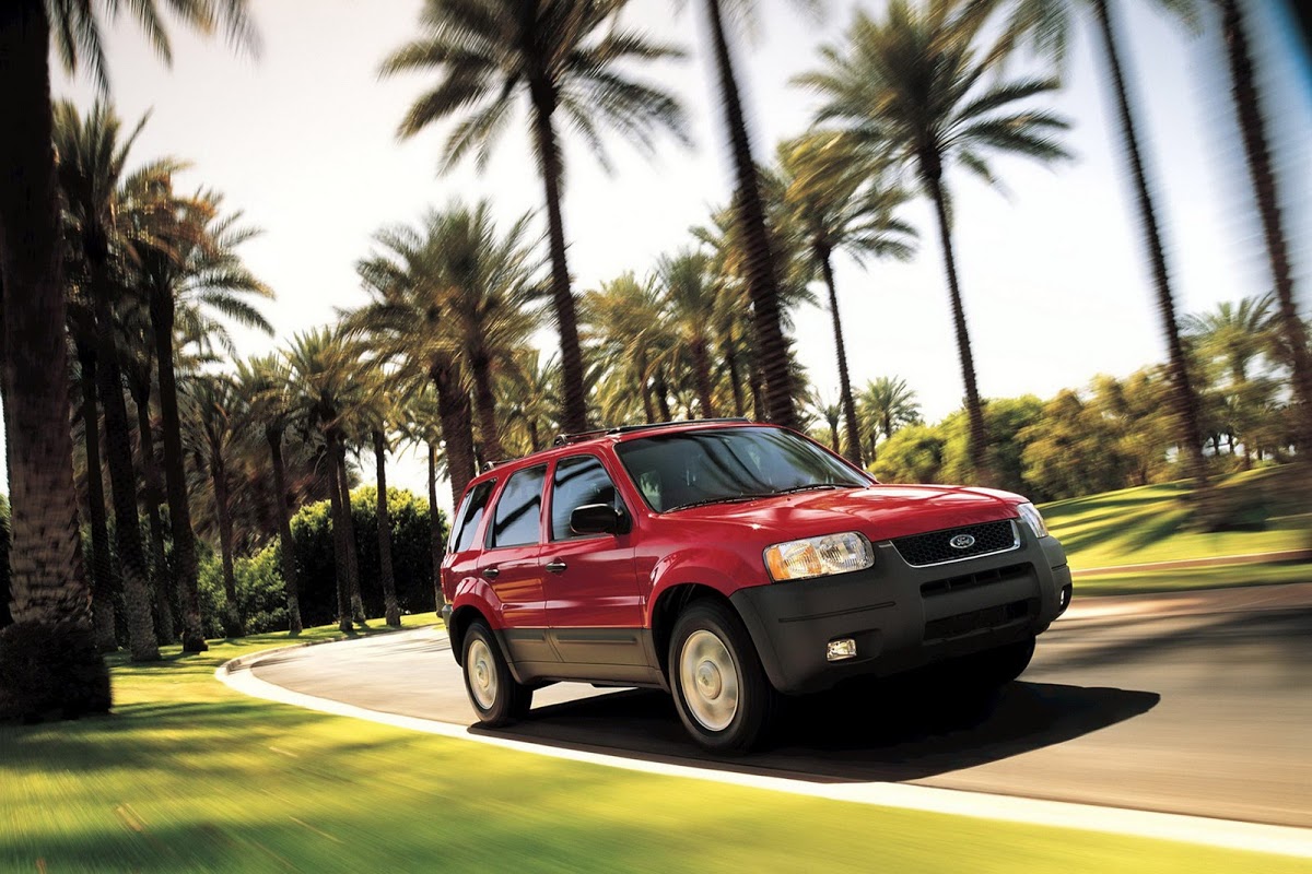 Ford escape mazda tribute отличия